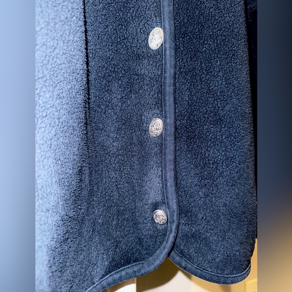 LL Bean Navy Cotton Blend w/Unique Pewter Buttons Sherpa Texture V-Neck Cardigan - Picture 3 of 7